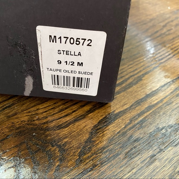 Rebecca Minkoff Women’s Stella Suede Fringe Sneakers NIB - Picture 9 of 9